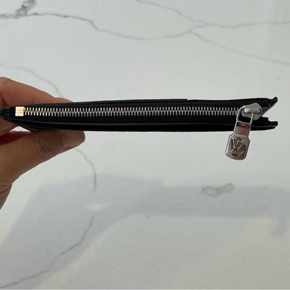 Authentic Louis Vuitton Coin Card Holder. Brand new condition - Picture 6 of 7